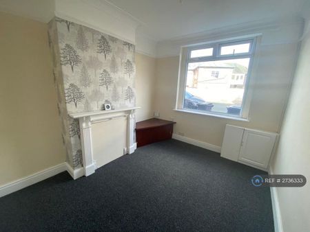 2 bedroom terraced house to rent - Photo 5
