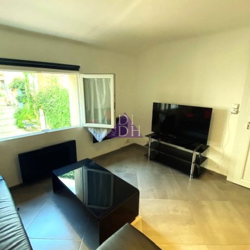 Studio Bormes village - Photo 1