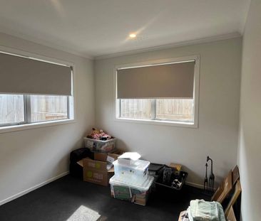 Sunny 2 bedroom for rent!! - Photo 1