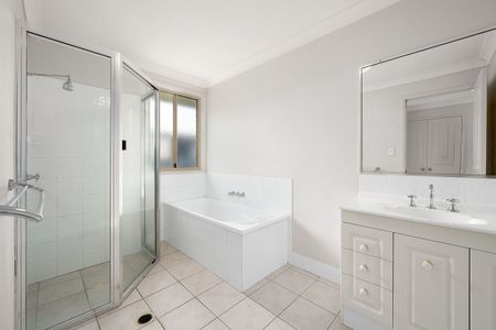 EXCELLENT FAMILY HOME WITH SHED - Photo 2