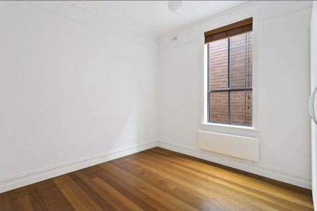 70 Coppin Street, - Photo 2
