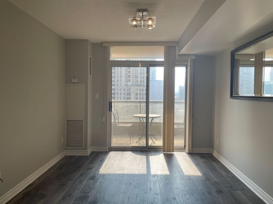 For Lease - 3880 Duke of York Boulevard Unit# 1503, Mississauga, Ontario - Photo 1