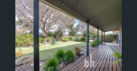 Beautifully presented family home - Photo 4