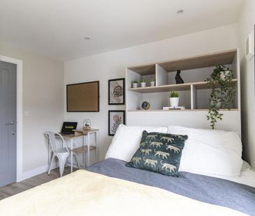 4 bedroom terraced house to rent - Photo 3