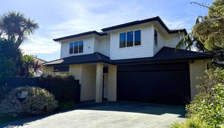 Executive home - 5 Bedrooms - 3 Bathrooms - Photo 4