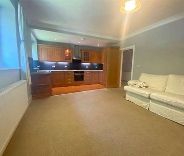 Rookwood Place, London Road South, Merstham, Surrey, RH1 - Photo 2