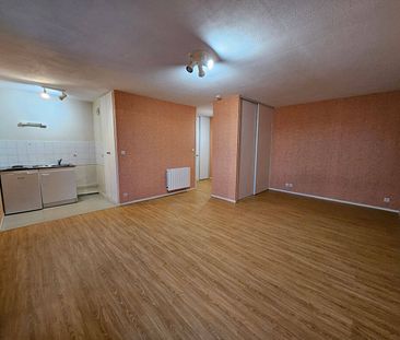 Location appartement 1 pièce 33.16 m² à Bourg-en-Bresse (01000) - Photo 2