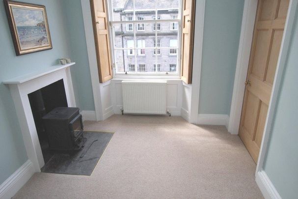 3 bedroom apartment to rent - Photo 1