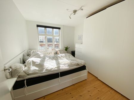 Dejlig 3-værelses lejlighed med altan - Photo 4