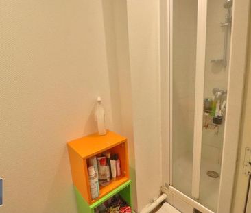 Location Appartement 2 pièces 72m² ST ETIENNE 42000 - Photo 4