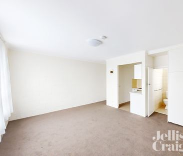 17/2 Freeman Street, Hawthorn East VIC 3123 - Apartment For Rent | ... - Photo 5
