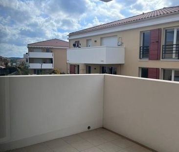 Location Appartement 2 pièces 44m² BRIGNOLES 83170 - Photo 5