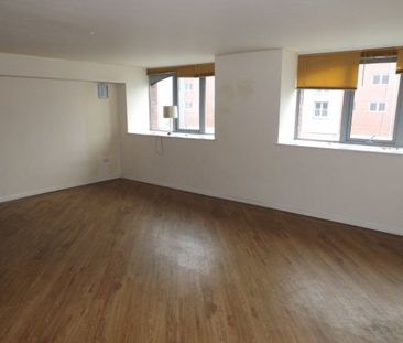 Centenary Mill, New Hall Lane - Photo 2