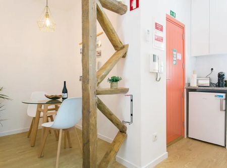 Travessa dos Pescadores, Lisbon, Lisbon 1200-425 - Photo 3