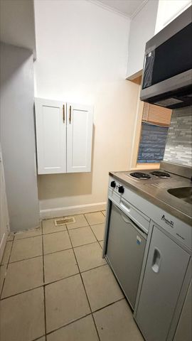 For Lease - 262 EMOND Street Unit# B, Vanier and Kingsview Park, Ontario - Photo 5