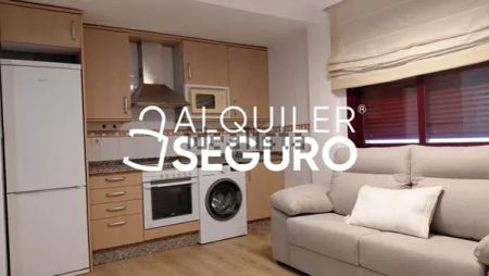 Alquiler de estudio en Calle Jovellanos - Photo 3