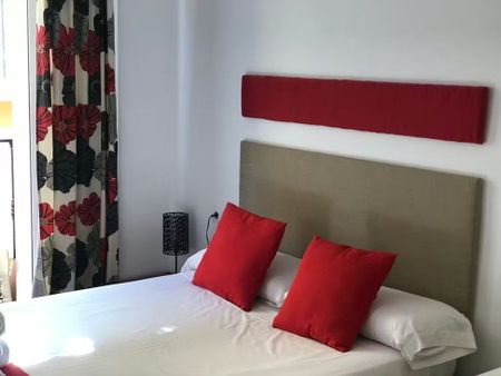 Calle Biedmas, Málaga, Andalusia 29008 - Photo 2