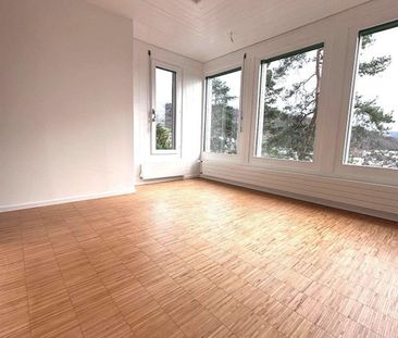 3.5-Zimmer-Terrassenwohnung mit spektakulärem Panoramablick - Photo 2