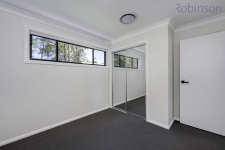 Brand new three bedroom townhouse with ducted air conditioning - Photo 2