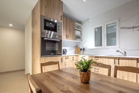 Carrer de Sueca, Valencia, Valencian Community 46006 - Photo 5