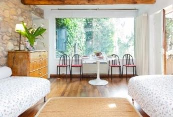 Center-Popolo: Modern, renovated 1 Bedroom, bath, kitchen. Parquet floors, bright, silent, located in beautiful villa near center, park, transport. Ref 847