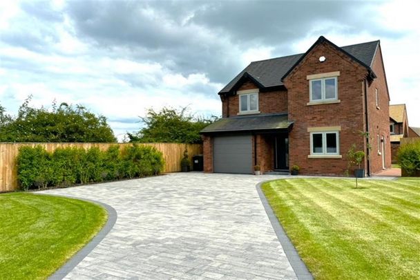 4 Bedroom Detached To Let - Photo 1