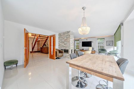 5 bedroom detached house to rent - Photo 4