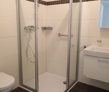 2 ½ PIÈCES - Avec balcon - Foto 2