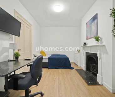 Room 5 (Studio) - Photo 4