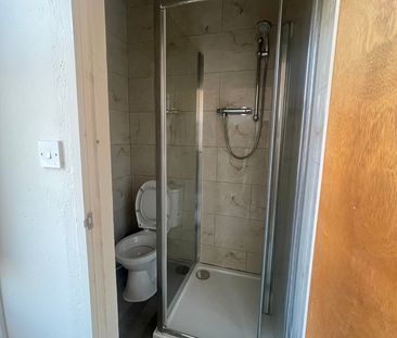 Room in a Shared House, Royal Park Avenue, LS6 - Photo 5