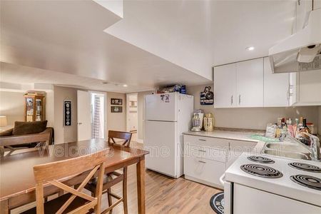 $1,695 / 2 br / 1 ba / ALL INCLUSIVE LOWER UNIT IN ST. CATHARINES! - Photo 4
