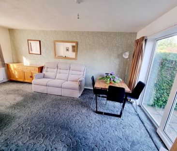 3 bedroom end of terrace house to rent - Photo 1