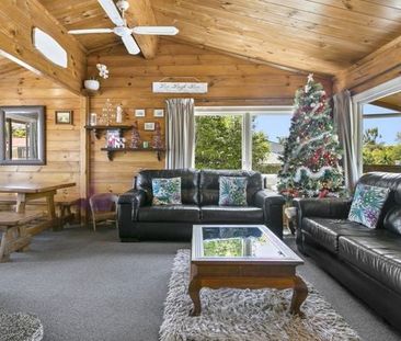 Large Family Home, Excellent School Zone - Photo 6
