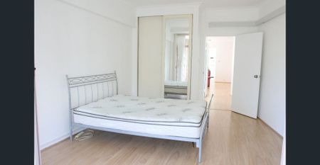 Furnished One Bedroom Apartment - Photo 4