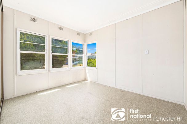 Great Location! - Photo 1