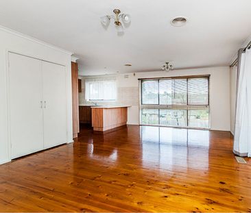 Spacious family home - Photo 4