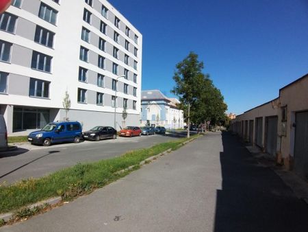 Pronájem bytu 2+kk 71 m2 - Fotografie 5
