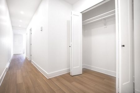 2 Bed , 1 Bath - Photo 4