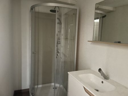 Location Appartement 3 pièces 59m² MAUZE SUR LE MIGNON 79210 - Photo 5