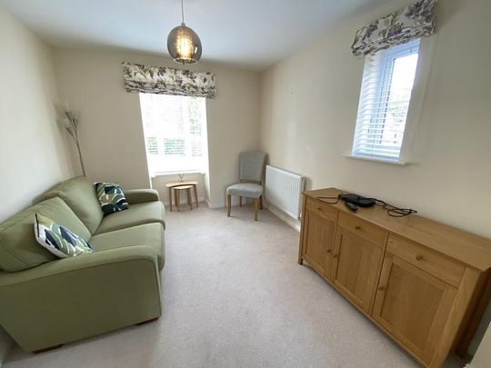 3 bedroom end of terrace house to rent - Photo 1