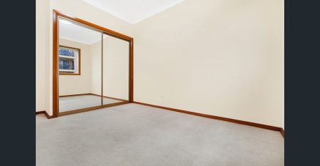 Spacious Apartment ! - Photo 3