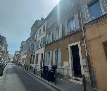 Appartement 2 pièces 33m2 MARSEILLE 4EME 630 euros - Photo 6