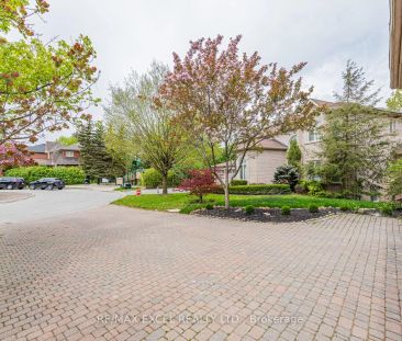Detached Home For Lease | N9256054 - Photo 1