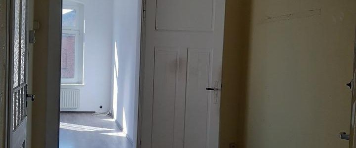 Selbstrenovierer aufgepasst: Altbau-Beletage in Gründerzeit-Stadtvilla! - Foto 1