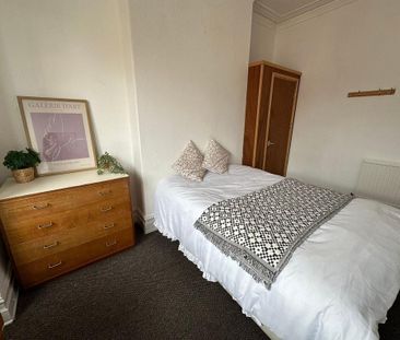 7 bedroom house to rent - Photo 3