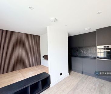 Studio to rent - Photo 4