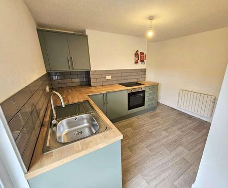 Top Flat, Castle Street, Builth Wells, LD2 - Photo 5