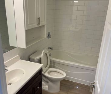 For Lease - 76 Oxford Street Unit# Basement, Toronto, Ontario - Photo 3