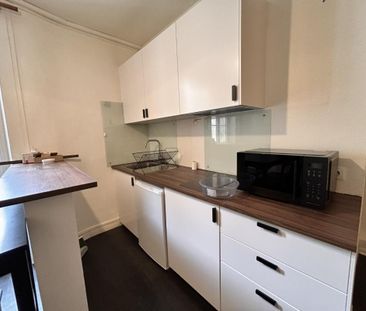 Location Appartement 1 pièce Meublé 27m² CAEN 14000 - Photo 3