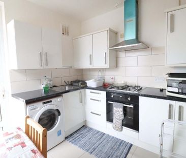 2 bedroom maisonette to rent - Photo 5